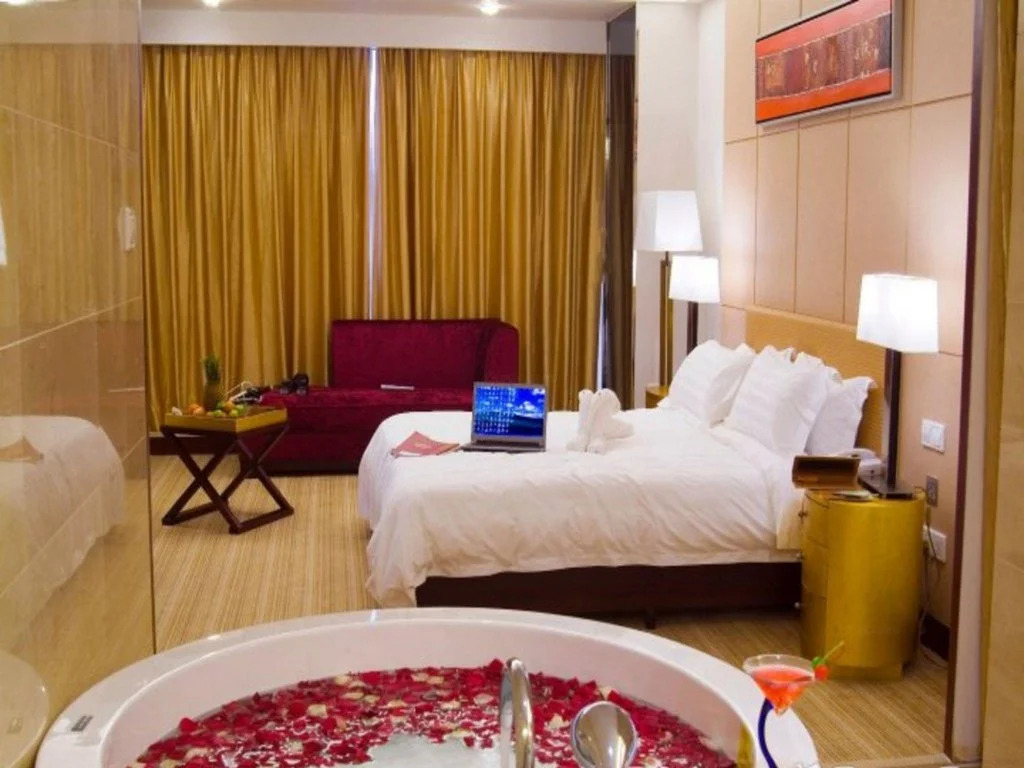 Hainan Wanlilong Business Hotel