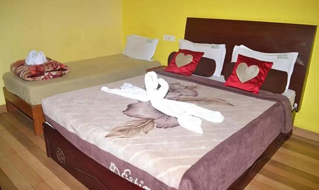 Fabhotel Feel Like International