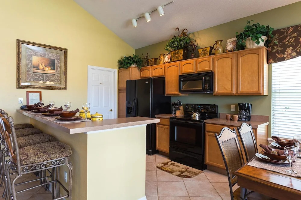 8009 Acadia Estates Court
