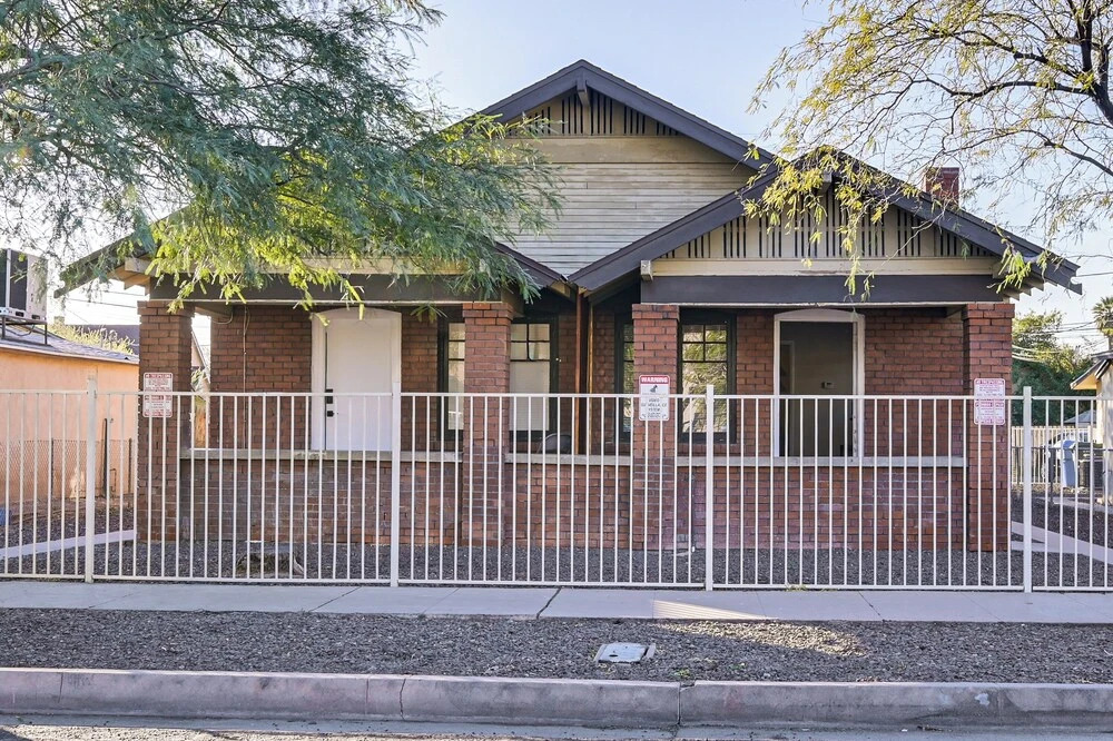 Walkable Haven 1 Mi to Dtwn Phoenix & Chase Field!