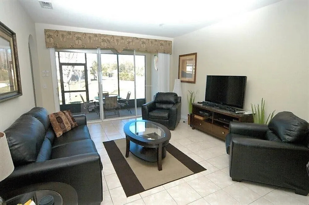 4971 Large Townhome with Great Resort Amenities