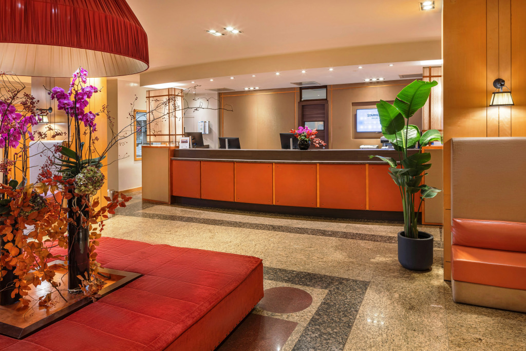 Отель Starhotels Metropole