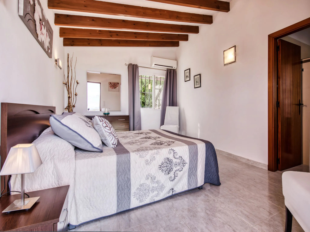 Holiday Home Isabel by Interhome