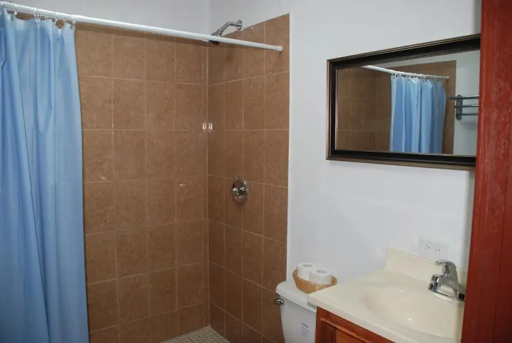 Hotel Coastalbay 2 & Golf Cart Rental