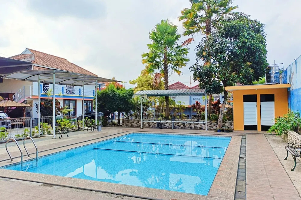 TwoSpaces Living at Matahari Homestay