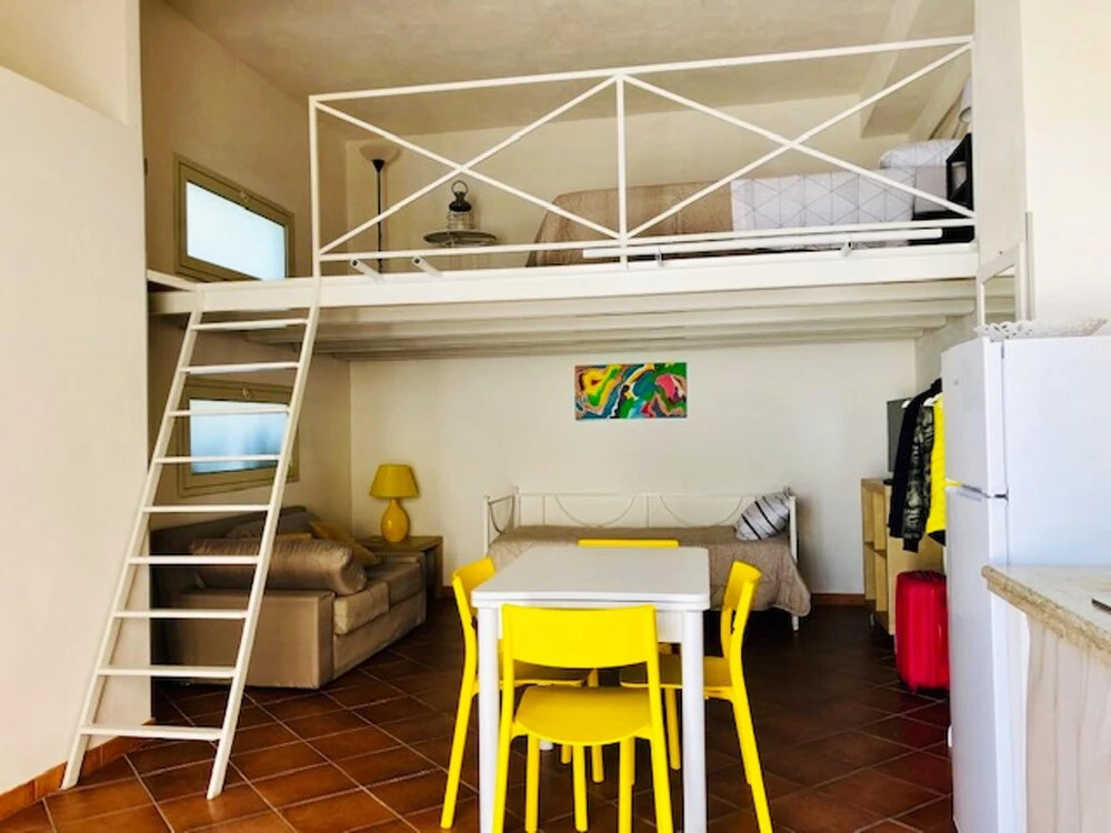 Studio In Rilievo, With Enclosed Garden And Wifi - 5 Km From The Beach