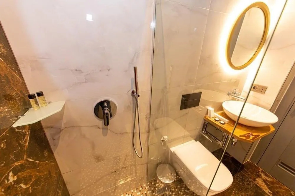 Hotel Utopia