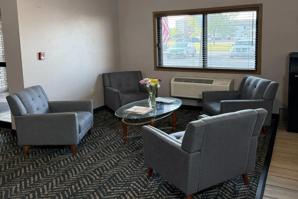 AmericInn by Wyndham Sioux Falls
