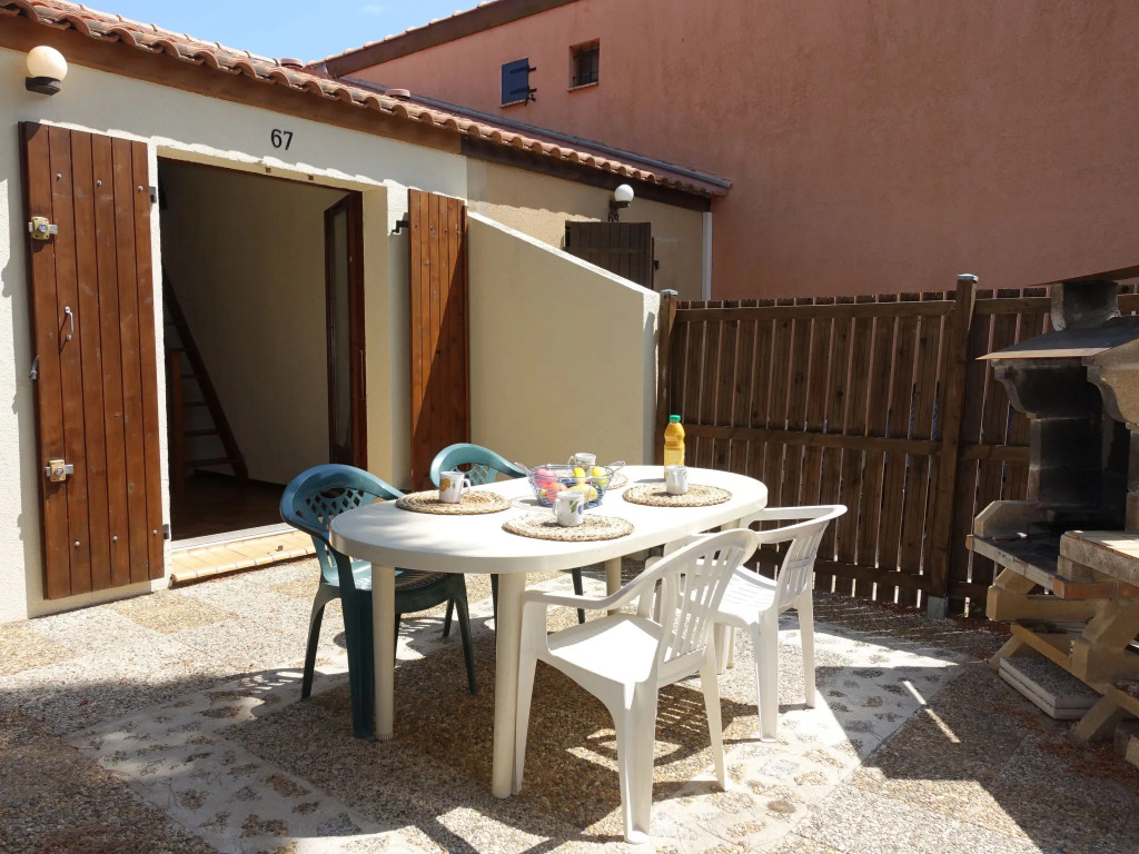 Holiday Home Les Amandines-3 by Interhome