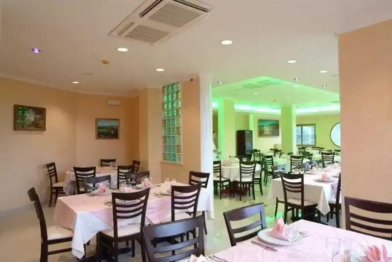 Cliffs Hotel