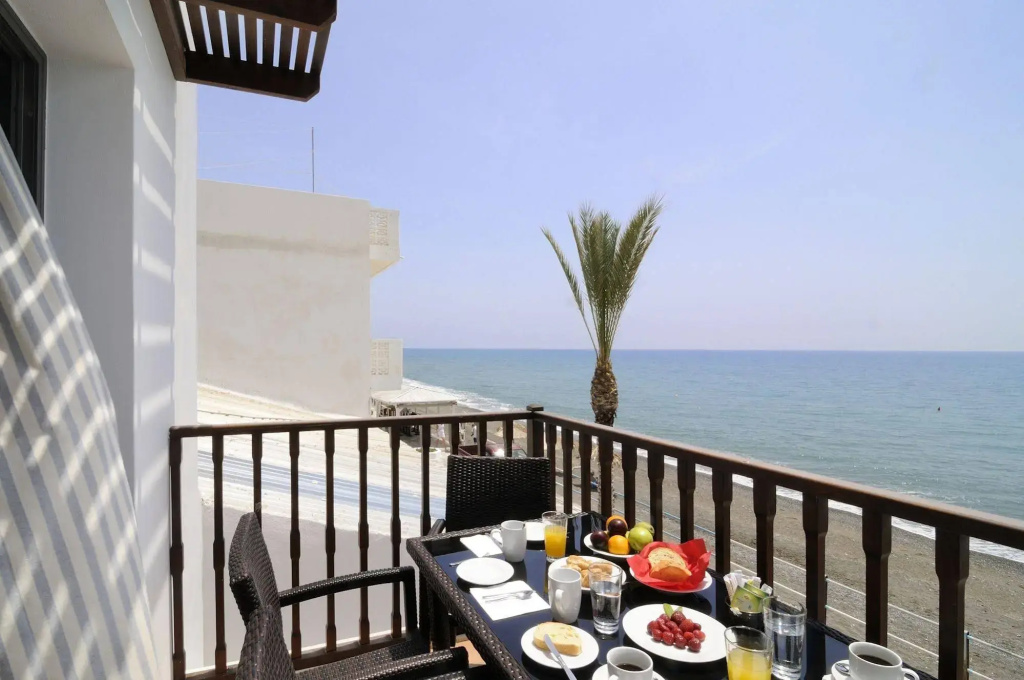 Mirtos Hotel