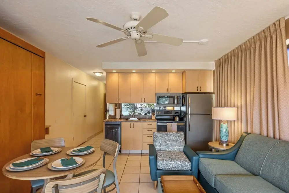 Kuleana Club - 722