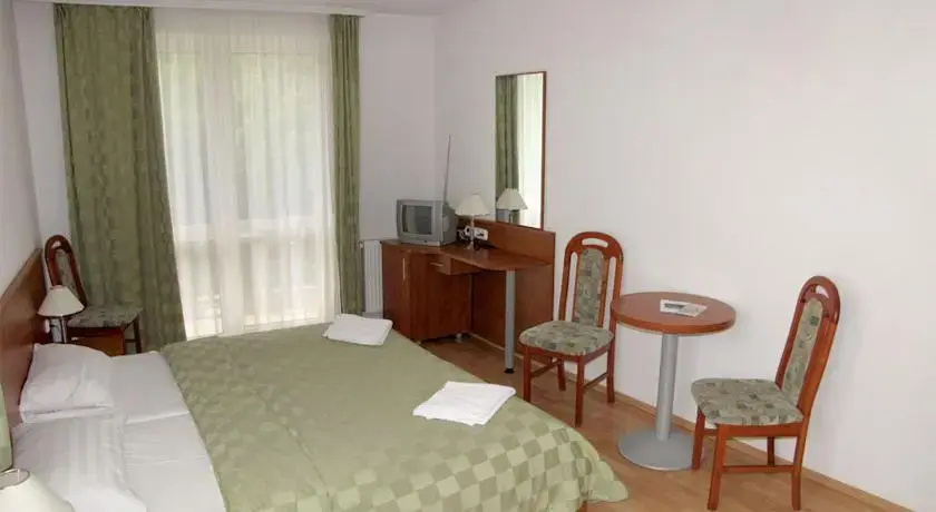 Hotel Crystal