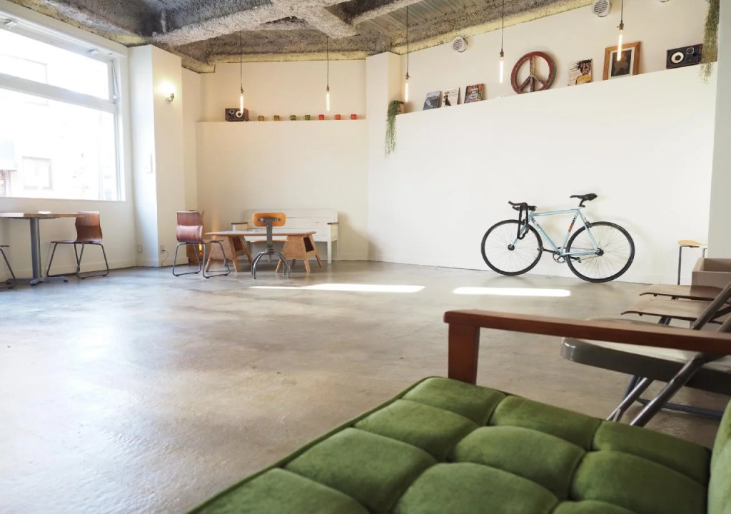 almond hostel & cafe Shibuya