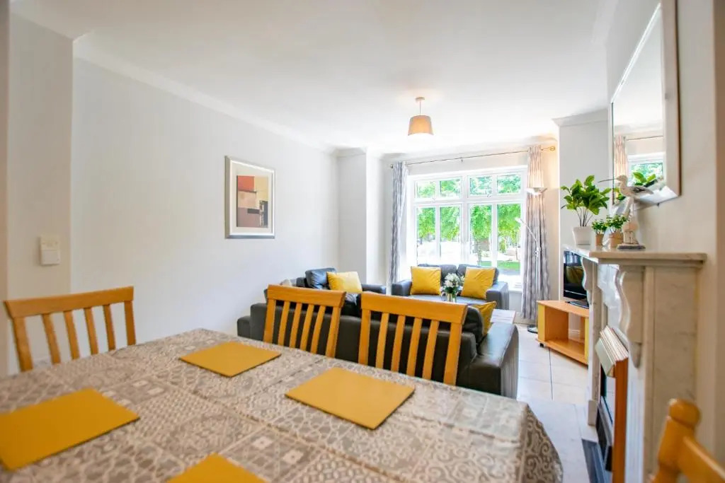 The Townhouse at Gort Na Coiribe By Shortstays