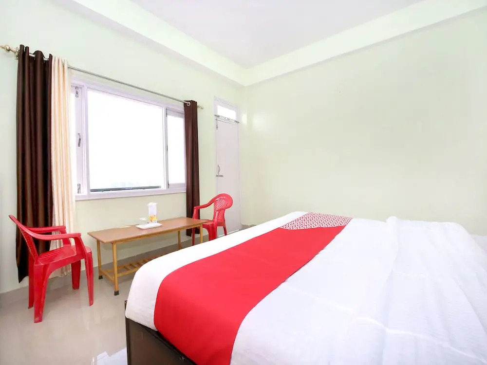 OYO 11892 Home 2RK Shimla Hills Homestay