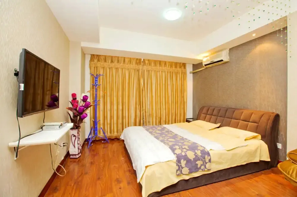 72 Apartment (Shenyang Yishijie Furniture Building A)