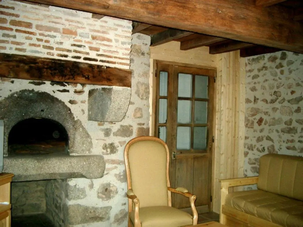 Gîte isolé et paisible aux Monts de la Madeleine avec animaux admis - FR-1-496-100
