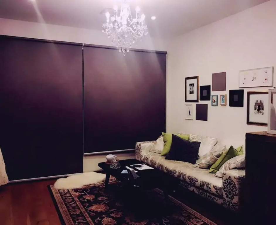 Modern Classy 3 lv Townhouse with WIFI