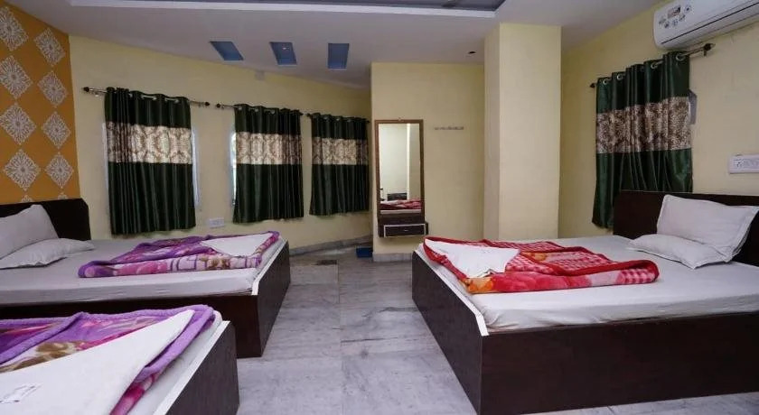 Hotel Gokul Palace