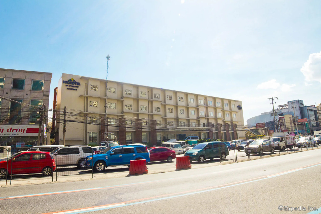 Microtel by Wyndham - Acropolis
