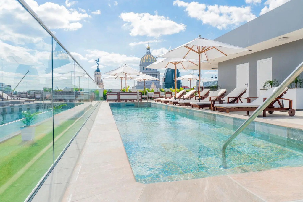 Telégrafo Axel Hotel La Habana