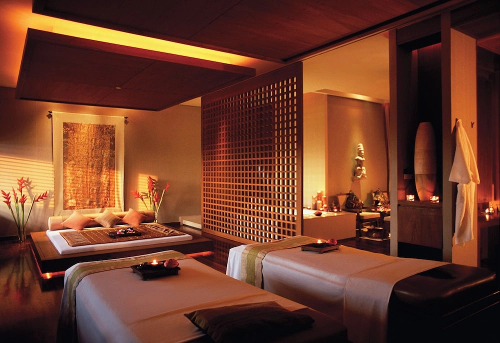 Krungthep Wing Apartment