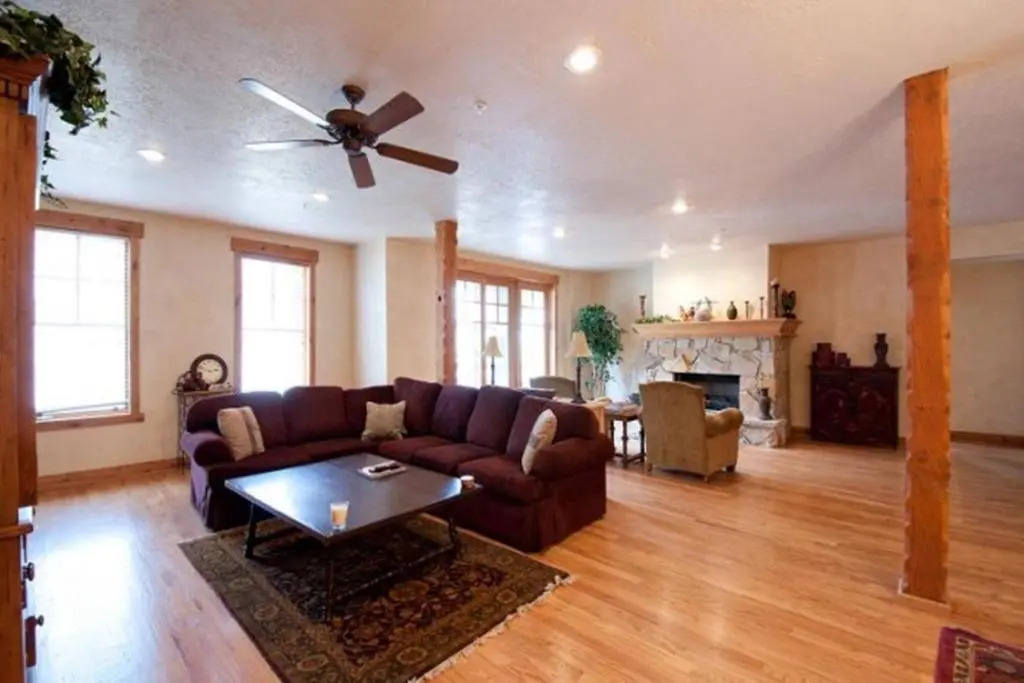 Town Point Condos by Lespri Property Management