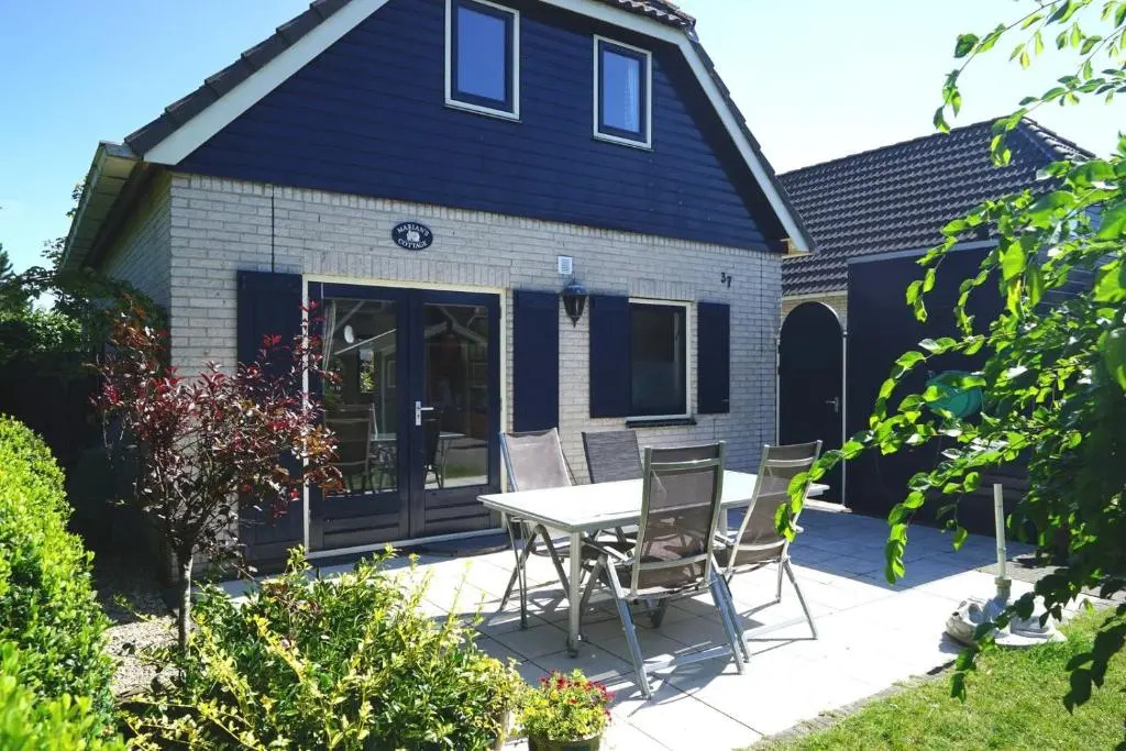 Zuiderdiep 37 - Noordzeepark Ouddorp NOT INTENDED FOR COMPANY OR WORK-RELATED STAYS