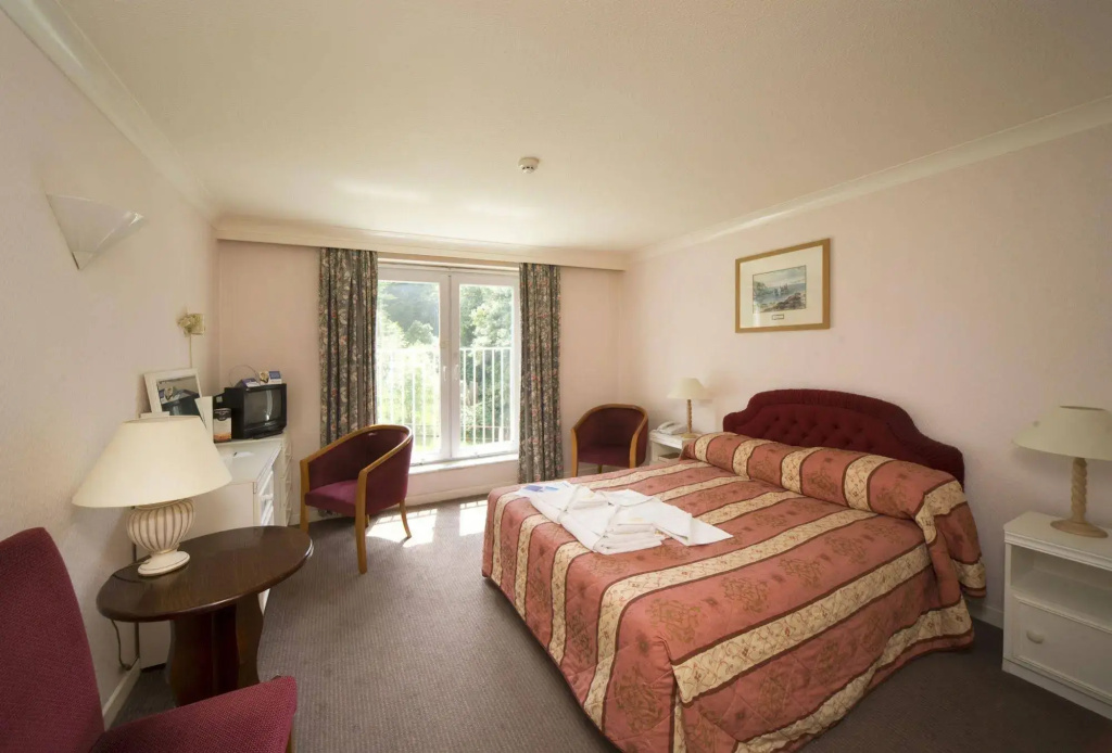 The Caledonian Island Hotel
