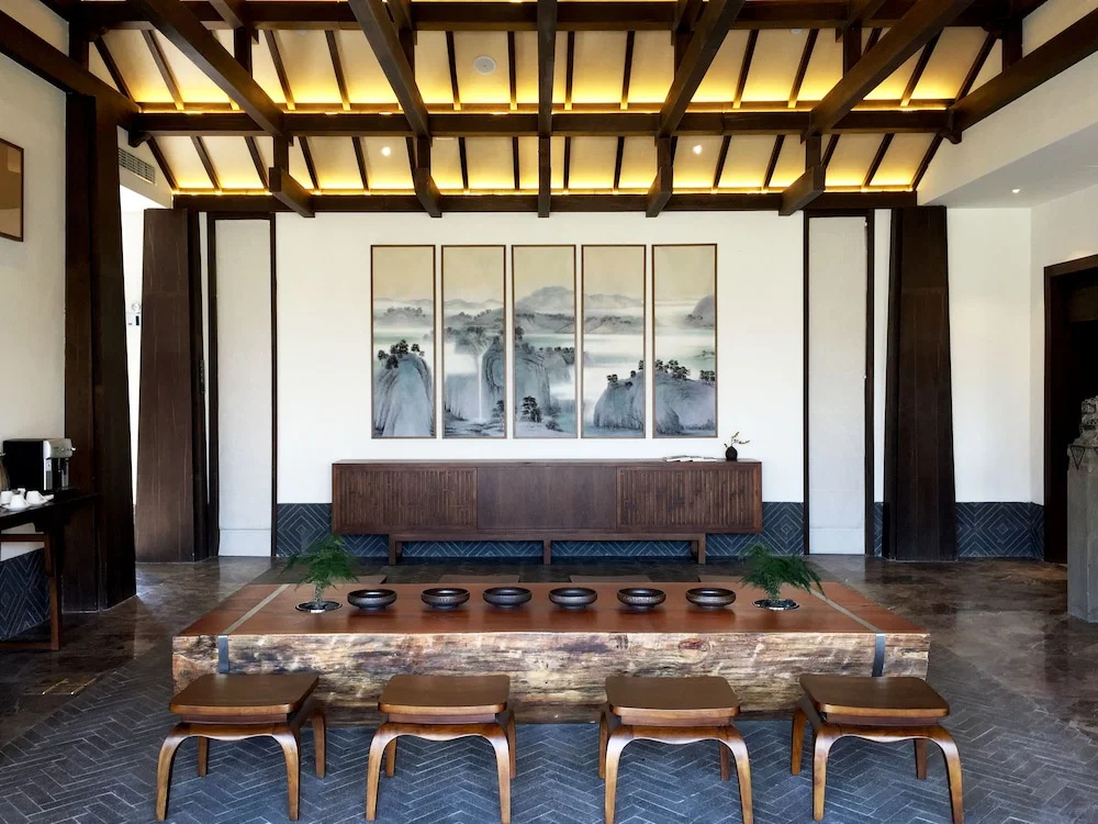 Ven Courtyard
