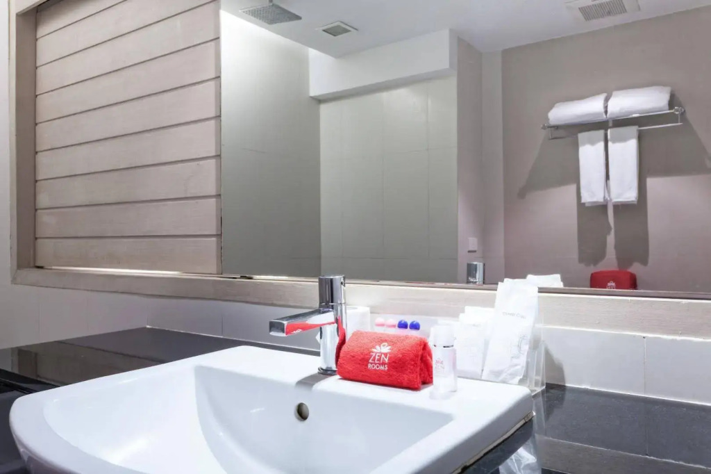 ZEN Premium Phangmuang Sai Kor Road