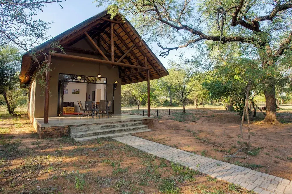 Kubu Bush Lodge