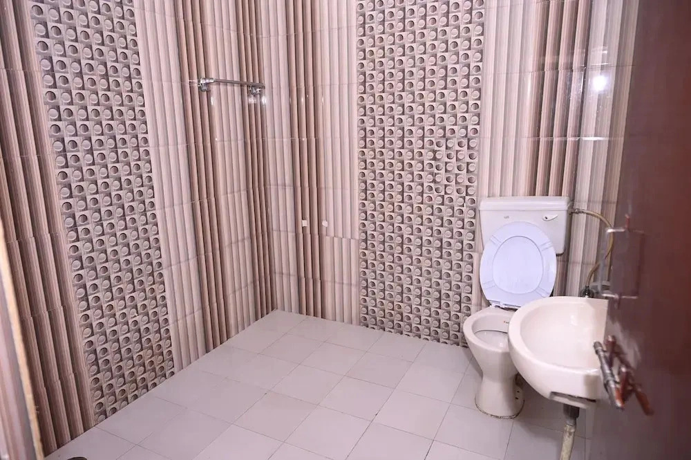 Hotel Pavitri I 5 Min Walk Kashi Vishwanath