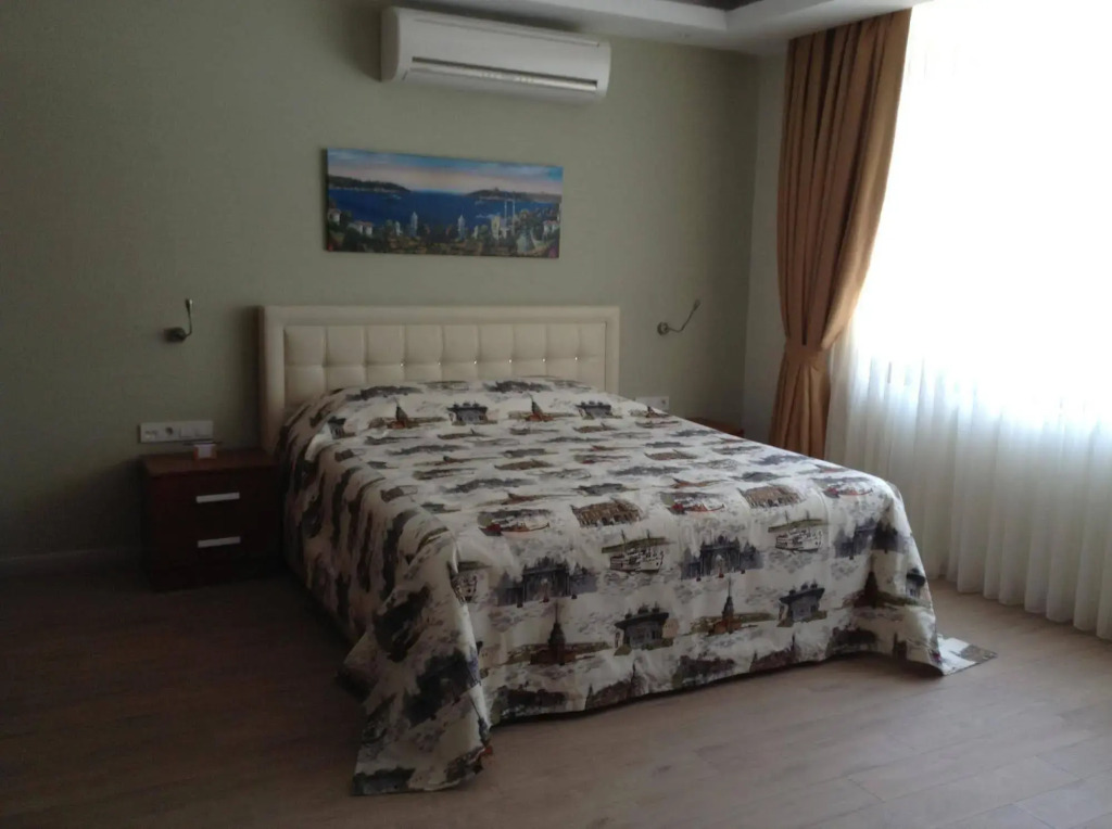 Honey House Apartment