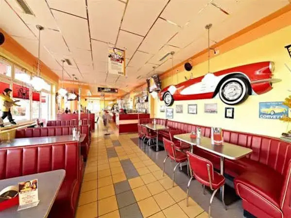 Road House Hotel