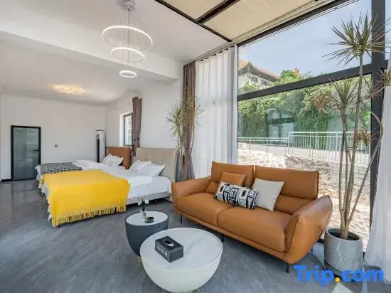 Beijing Baoqin Homestay (Jinhai Lake Scenic Area)