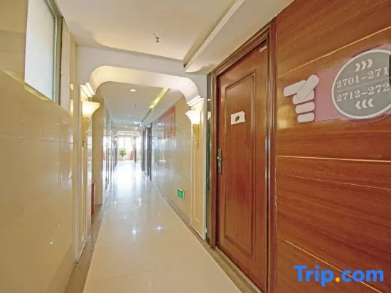 Leishibo Hotel (Chongqing Danzishi International Community Branch)