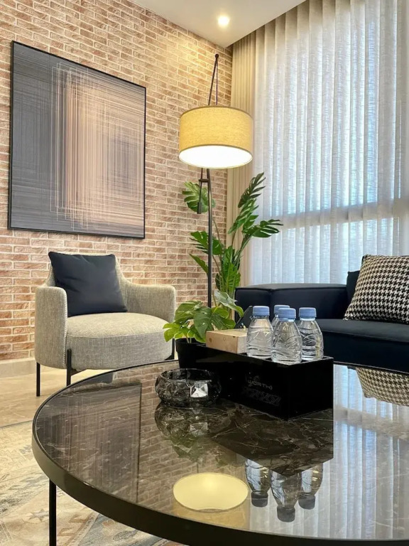 C Living - Premium 3 Bedroom - AQIQ