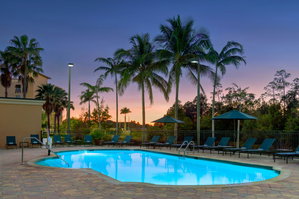 Embassy Suites Fort Myers - Estero