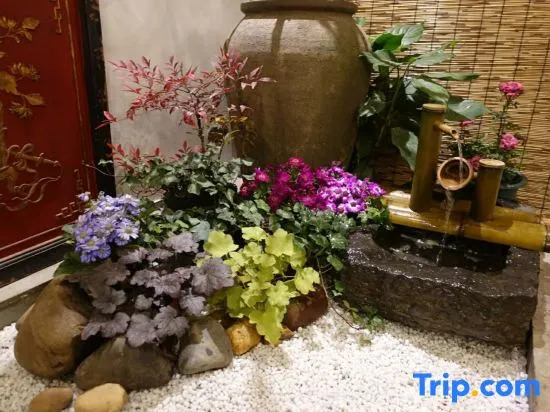 Xianyunju Resort Hotel (Yangshuo 20 yuan Scenic Area Branch)
