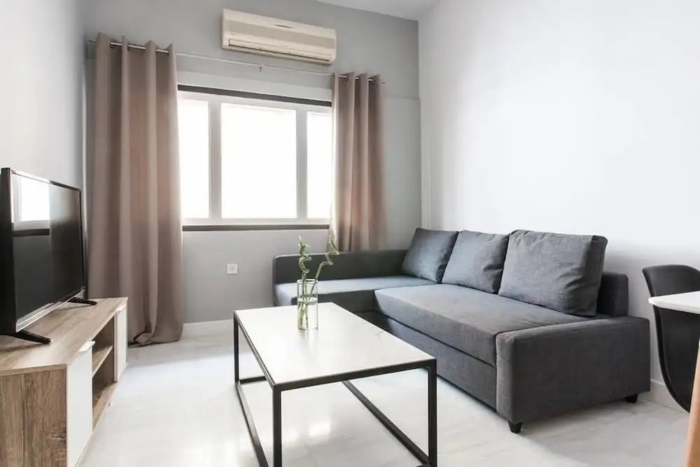 Stunning Renovation In Plaka For 4Guests