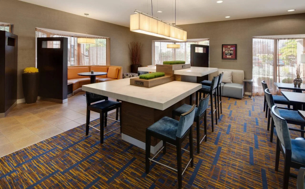Courtyard by Marriott Cleveland Beachwood