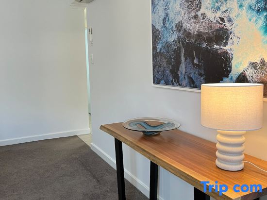 Mounts Bay Stay 2 Bedroom Apt - Kings Park - Free Parking