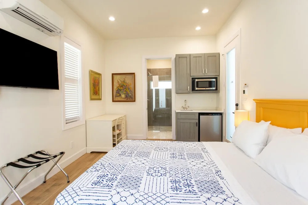 Sorrento 4 Bedroom Home by NFVH