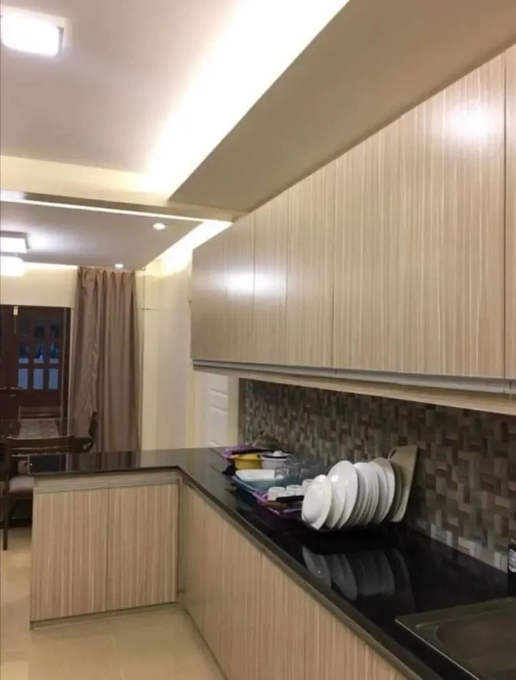Transient House and Van for Rent