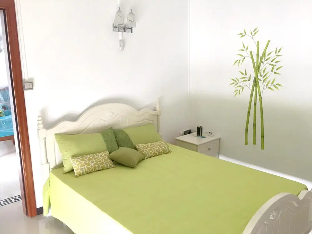 Apartment With 4 Bedrooms in Mahébourg, With Wonderful sea View, Enclo