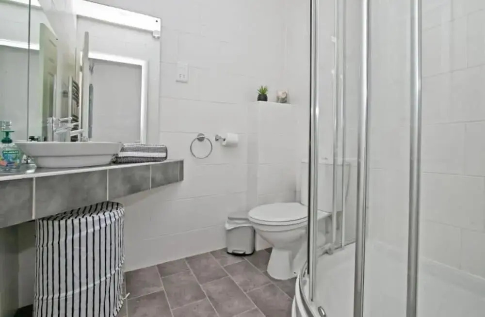 Atlantic Reach Cozy 2-bed With Parking
