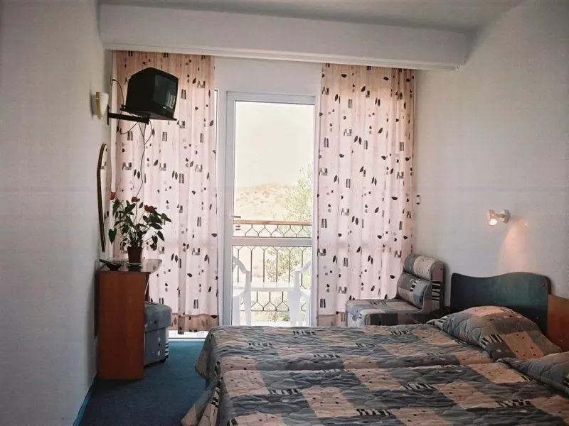 Amfora Beach Hotel