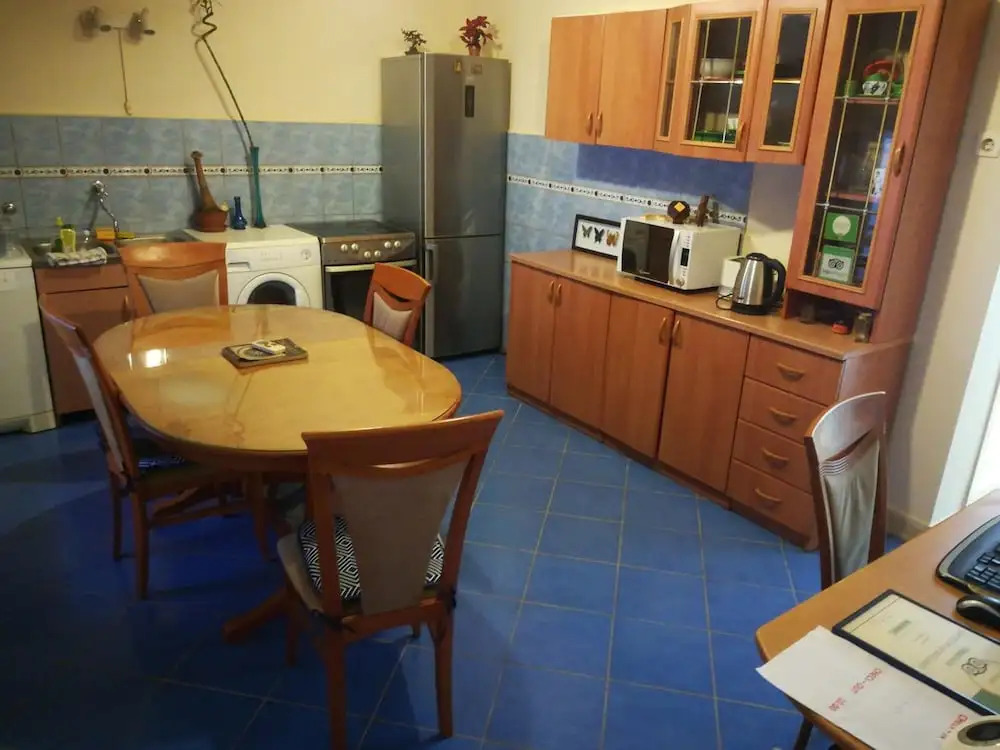 INCHY ACCOMMODATION - Deluxe Rooms & fully equipped kitchen in Diocletians Palace